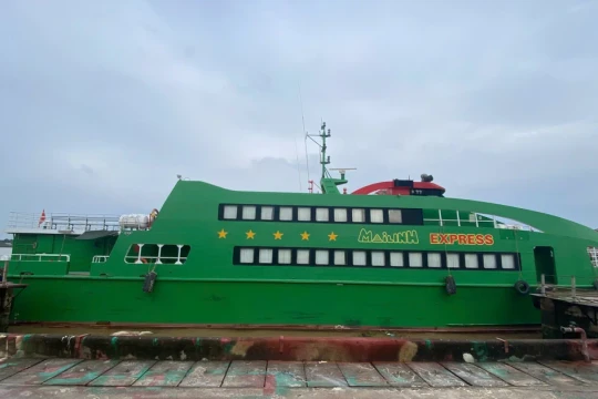 Vụ cưỡng chế tàu cao tốc Mai Linh Express để thu nợ: Hoãn thi hành án