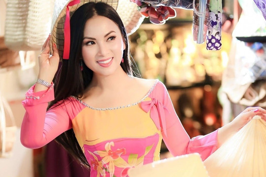 Nữ ca sĩ giàu nhất Việt Nam có tài sản 35.000 tỷ, chồng tỷ phú có nhà đối diện trụ sở Liên Hợp Quốc, 2 chị gái cũng là người nổi tiếng hàng đầu