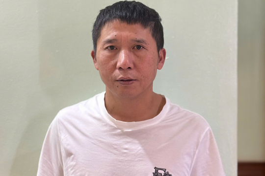 Bắt đối tượng truy nã đặc biệt nguy hiểm Viên Đông Binh và bàn giao cho Công an Trung Quốc