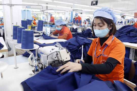 Thuế đối ứng của Mỹ tạo cú hích, dệt may Việt Nam 'soán ngôi' Trung Quốc tại thị trường lớn nhất thế giới