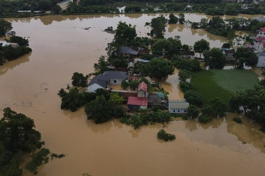Hà Nội phát lệnh báo động lũ cấp I, cảnh báo 65 điểm ngập úng ở nội đô
