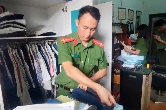 Khám xét khẩn cấp nhà riêng của ‘thầy Nguyễn Tuân’