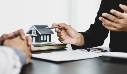 Từ tháng 12, công ty quản lý nợ sẽ không được kinh doanh bất động sản