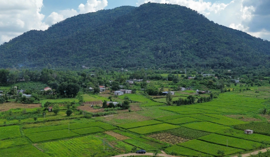 Sắp triển khai xây dựng dự án đô thị và du lịch gần 1.500ha tại ngọn núi cao thứ 2 Nam Bộ