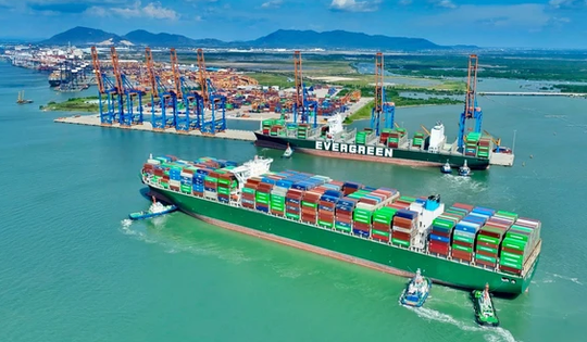 Cảng biển đặc biệt của Việt Nam sẽ trở thành cảng quốc tế trung chuyển tầm cỡ châu Á và thế giới