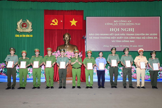 Bộ Công an thưởng 'nóng' 500 triệu đồng cho lực lượng phá nhanh vụ án đặc biệt nghiêm trọng ở Đồng Nai