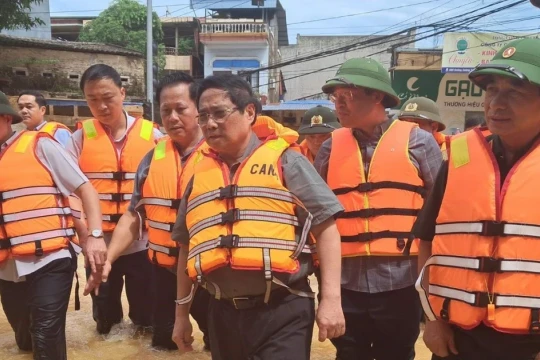 Thủ tướng, Bộ trưởng Quốc phòng về Thái Nguyên chỉ đạo khắc phục hậu quả mưa lũ
