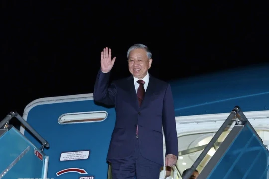 Tổng Bí thư Tô Lâm đến Bình Nhưỡng, bắt đầu thăm cấp Nhà nước tới Triều Tiên