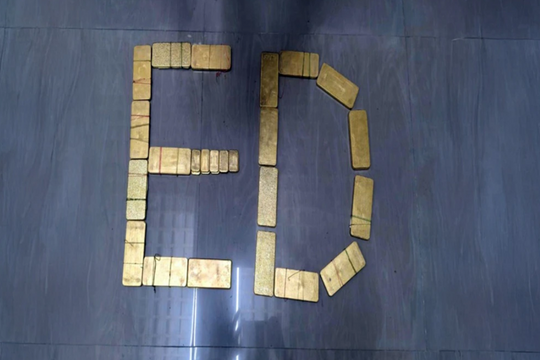 Bắt quan chức dính líu tới đường dây cá cược online, tịch thu khẩn cấp hơn 40 cân vàng trị giá 150 tỷ đồng