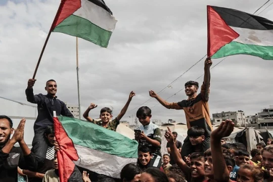 Lệnh ngừng bắn ở Dải Gaza chính thức có hiệu lực