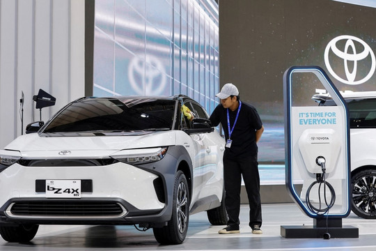 Toyota lật ngược thế cờ, quyết làm chủ công nghệ xe điện với loại pin hoàn toàn mới, sẽ khiến đối thủ phải ‘sốt xình xịch’