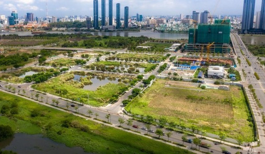 Bất động sản tại khu đô thị 30 năm tuổi ở TP. HCM: Chạm ngưỡng 1 tỷ/m2, là mảnh ‘đất vàng’ bên sông Sài Gòn