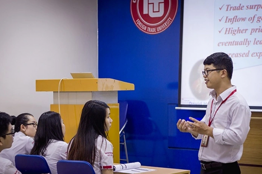 Ứng viên giáo sư trẻ nhất cả nước: 34 tuổi làm Phó Giám đốc trường đại học nổi tiếng, từng được vinh danh Công dân trẻ tiêu biểu
