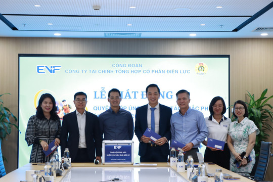 EVF huy động 278 nhân viên quyên góp ủng hộ người dân vùng lũ