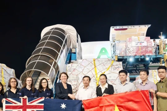 Bắc Ninh tiếp nhận 18 tấn hàng viện trợ bão lũ từ Chính phủ Australia