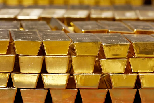 Quốc gia đồng minh Mỹ bán sạch hơn 1.000 tấn vàng, chuyện gì đã xảy ra?