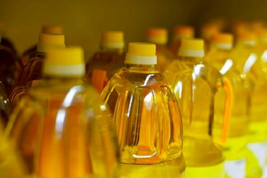 Điểm tên 6 loại dầu ăn giả, kém chất lượng phát hiện tại Hưng Yên