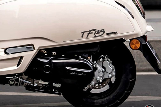 'Tân binh' xe ga 125cc giá rẻ ra mắt: ngoại hình như Vespa, trang bị áp đảo Honda Vision