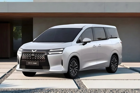 Mẫu MPV 7 chỗ đến từ thương hiệu lớn giá chỉ 284 triệu: Cửa trượt, 3 hàng ghế linh hoạt, nội thất cao cấp chẳng kém cạnh Kia Carnival