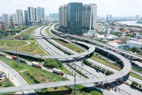 Giải ngân vốn đầu tư công mới đạt 50,7%