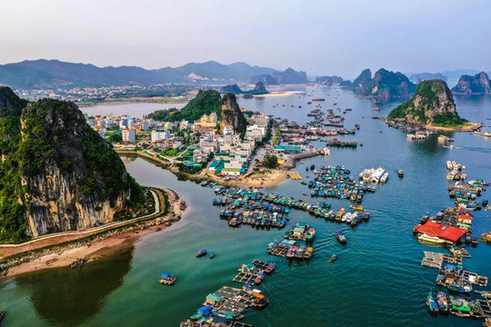 Sắp có cơ chế đặc thù cho siêu đặc khu kinh tế Vân Đồn