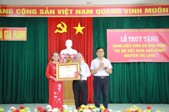 Mẹ Nguyễn Thị Lạng được truy tặng danh hiệu 'Bà mẹ Việt Nam anh hùng'