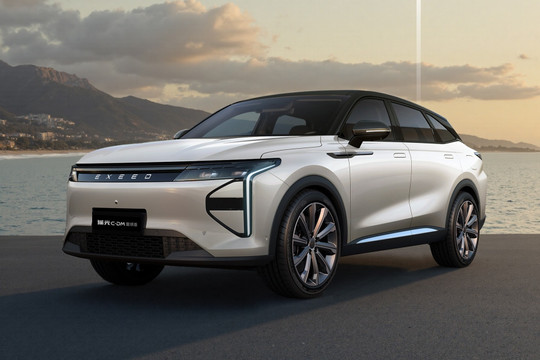 Mẫu SUV ‘chung mâm’ Hyundai Santa Fe giá từ 500 triệu, sử dụng công nghệ hybrid chạy xa tới 1.400km, hãng đã có nhà máy ở Việt Nam