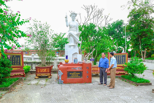 Người phụ nữ Việt Nam duy nhất được UNESCO vinh danh: Sinh ra ở làng khoa bảng nổi tiếng, tài năng vượt thời gian