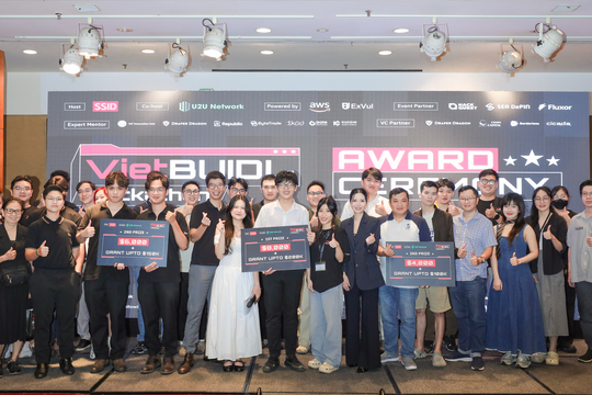 VIETBUIDL Hackathon 2025 vinh danh 12 đội thắng cuộc: Từ ý tưởng đến vận hành trên U2U