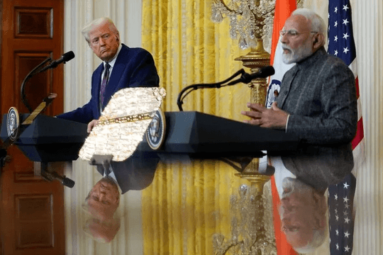Hàng hóa chịu thuế 50% vẫn chưa đủ, ông Trump cảnh báo sẽ trừng phạt quốc gia châu Á mạnh tay hơn
