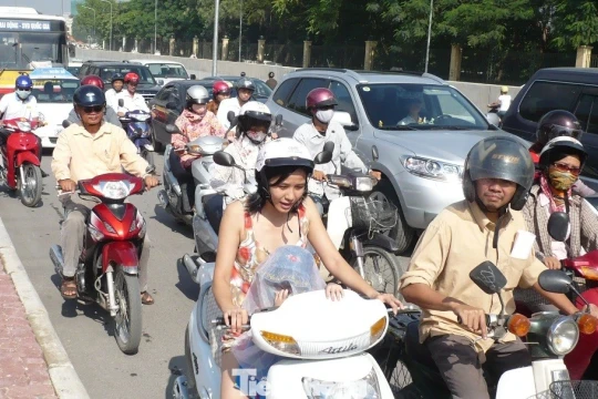 Chuyên gia: Đề xuất bố trí lệch giờ học, giờ làm giúp giảm ùn tắc giao thông ngay