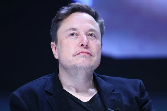 Elon Musk gặp cú sốc không tưởng: Lợi nhuận Tesla rơi tự do gần 40%, nhà đầu tư nghi ngờ tương lai xe tự lái