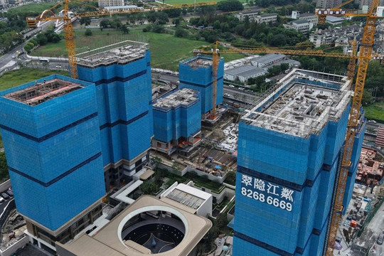 Trung Quốc hết thời 'phù phép tăng trưởng' bằng bất động sản?