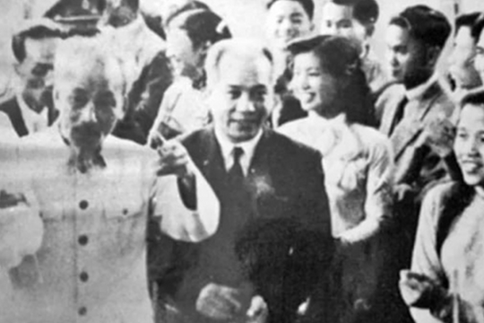 Thạc sĩ Vật lý đầu tiên của Việt Nam rời Pháp về nước dạy học, được Bác Hồ mời làm Bộ trưởng nhưng từ chối