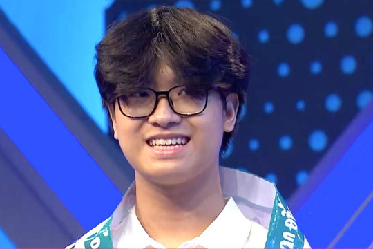 Chuỗi thành tích ấn tượng của 4 thí sinh chung kết Đường lên đỉnh Olympia 2025