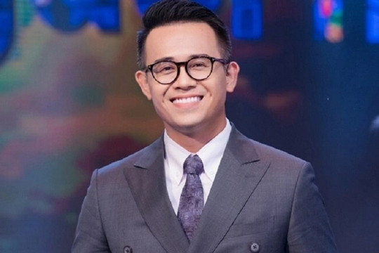 Chân dung MC dẫn Chung kết Olympia điểm cầu Huế: Có 'vía' đem Quán quân về chuyên Quốc học, học vấn siêu khủng, IELTS 8.5