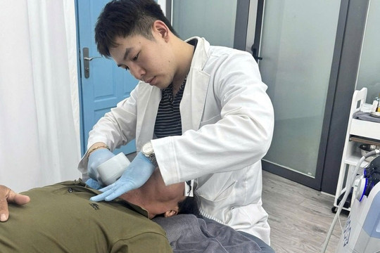 Đề nghị ai là nạn nhân của 'bác sĩ' Nguyễn Văn Trường, khẩn trương liên hệ công an qua số 0693.188.504