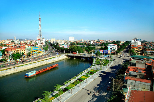 Đại diện 750.000 công ty của Pháp cam kết giới thiệu tỉnh Ninh Bình tới các thành viên