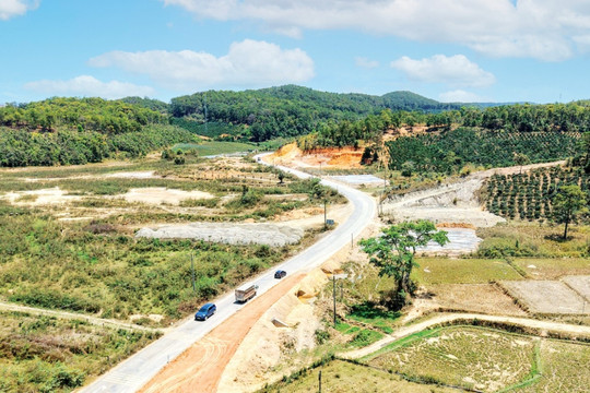 Tình trạng 'đổ lỗi' ảnh hưởng đến tiến độ dự án giao thông 1.435 tỷ đồng