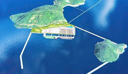 Tỉnh duy nhất Việt Nam có 3 mặt giáp biển sẽ đưa một cảng lưỡng dụng trở thành 'cửa ngõ xuất khẩu ra biển lớn'