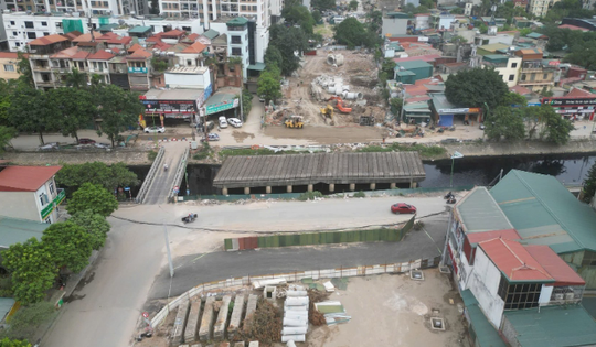 Bắt đầu khởi động lại cây cầu thuộc tuyến đường nghìn tỷ 'đắp chiếu' nhiều năm giữa lòng Hà Nội