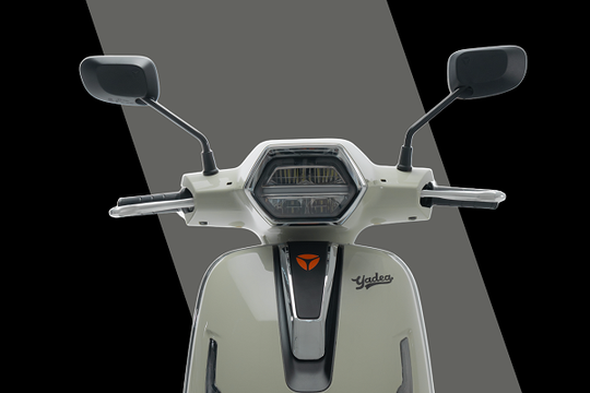 Xe máy điện phong cách cổ điển gây 'sốt' nhờ loạt công nghệ thông minh: Đi tới 90 km/lần sạc, giá rẻ bất ngờ