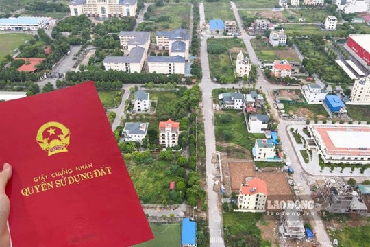 ‘Chạy sổ đỏ' trước hạn 31/12 để kịp né bảng giá đất mới?