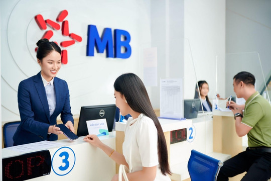 Thu nhập nhân viên MB đủ mua hơn 3 chỉ vàng/tháng