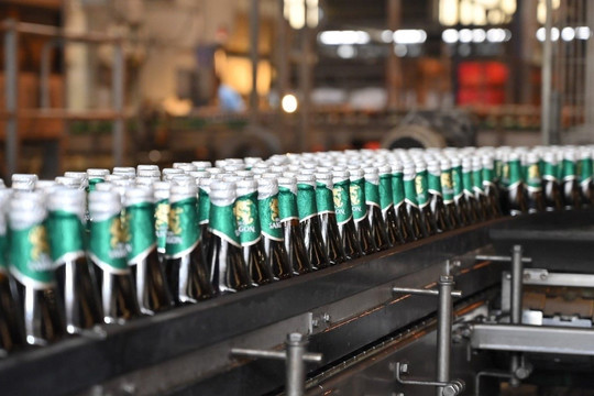 Ông lớn ngành bia Sabeco (SAB) đem hơn 20.000 tỷ đồng gửi ngân hàng, 'nằm không' thu về 2,7 tỷ tiền lãi mỗi ngày