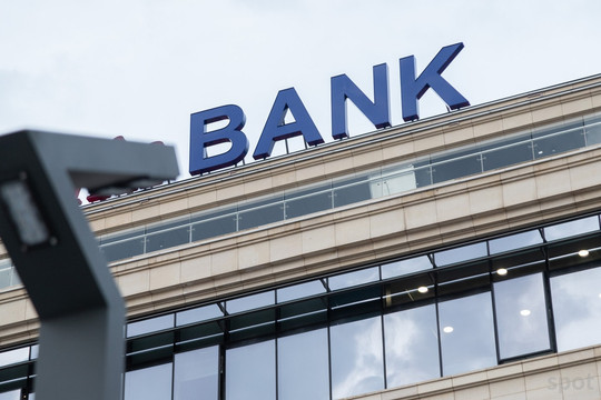 Đọc báo cáo ngân hàng như báo cáo doanh nghiệp là sai từ gốc