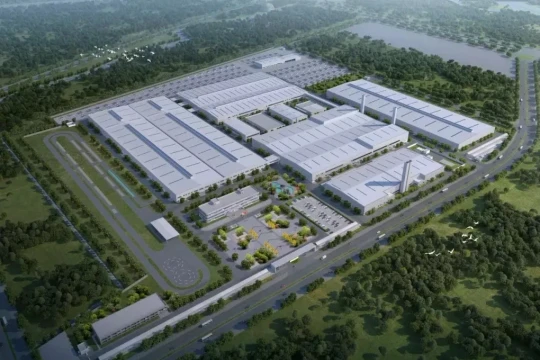 Bắt tay hãng xe Trung Quốc, Chủ tịch Vũ Văn Tiền chính thức khởi công nhà máy sản xuất ô tô tại Hưng Yên, công suất 120.000 xe/năm