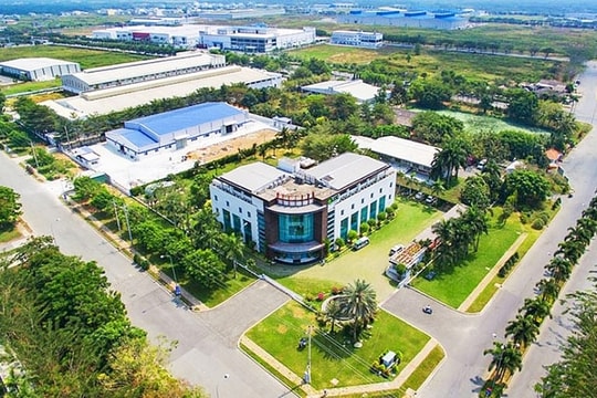 Khu công nghiệp sinh thái vẫn ‘tắc’ vì quy định lỗi thời: Doanh nghiệp mong có cơ chế mới