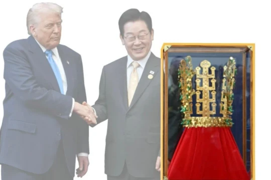 Ẩn ý từ những món quà độc đáo tặng Tổng thống Mỹ Trump