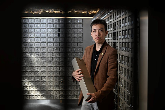 Người trông coi 700 tấn vàng hé lộ bí mật trong kho vàng bạc của giới siêu giàu